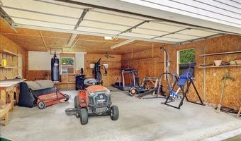 306 SE 4th St, Antlers, OK 74523
