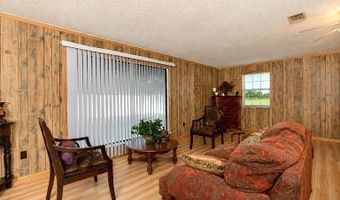9106 E Swan Lake Rd, Altheimer, AR 72004