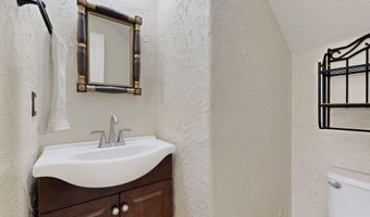10809 CHICOBUSH Dr NW, Albuquerque, NM 87114