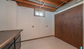 48117 266th St, Brandon, SD 57005