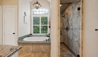 3785 Park Pl, Addison, TX 75001