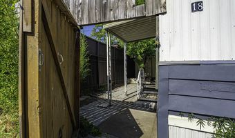 1565 Siskiyou Blvd SPC 18, Ashland, OR 97520