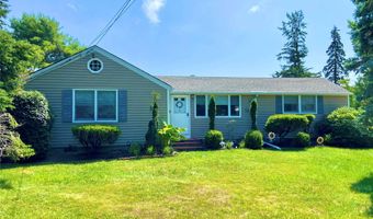 885 Little Neck Rd, Cutchogue, NY 11935