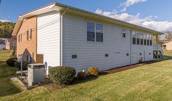 19497 Stone Mountain Rd, Abingdon, VA 24210