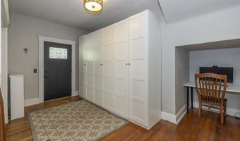 58 Maple Ave 58, Andover, MA 01810