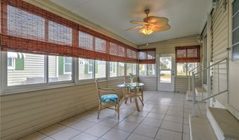 1077 Wren Cir, Barefoot Bay, FL 32976