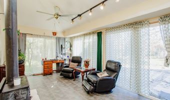 1849 W Spring Ridge Dr, Arlington Heights, IL 60004