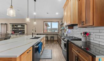 25953 481st Ave, Brandon, SD 57005
