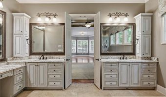 1725 ALTAMONT Ct, Auburn, AL 36830