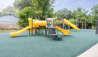 137 Shadalane Walk, Ballwin, MO 63011