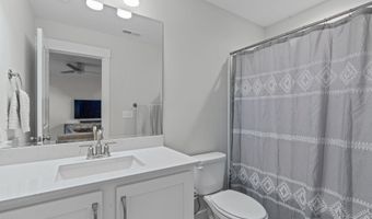 409 S Tunstall Ave, Apex, NC 27502