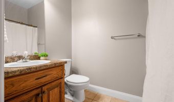 65 LIBERTY Ln, Anniston, AL 36207