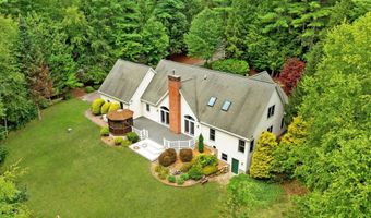 3 Owen Ln, Amherst, NH 03031