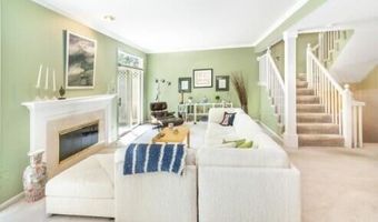2734 Winter Garden Ct, Ann Arbor, MI 48105