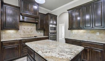 209 Ellis Creek Dr, Weatherford, TX 76085