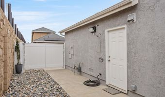 6951 Quiet Cove Dr, Carlsbad, CA 92011