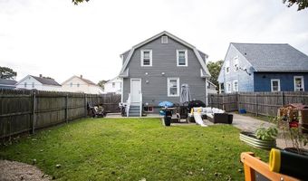 91 Ivy St, East Providence, RI 02914