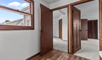 1001 W BELL Ave, Appleton, WI 54914