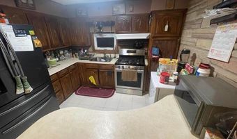 154 HUMPHREY Ave Apt #2, Bayonne, NJ 07002