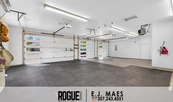 5406 E 21st St, Casper, WY 82609