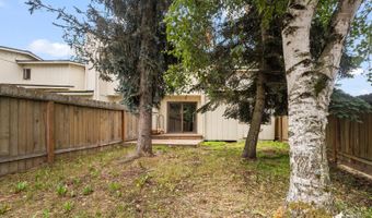 3236 Eastgate Pl #18, Anchorage, AK 99504