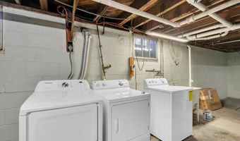 20 Burnet St, Avenel, NJ 07001