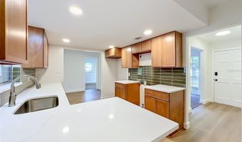 124 HOLLYHOCK Dr, Altamonte Springs, FL 32701