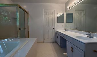 3502 HOLLY Rd, Annandale, VA 22003