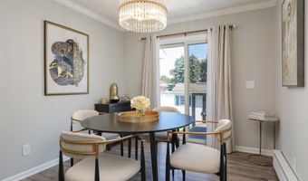 28 BIRCH St, Beachwood, NJ 08722