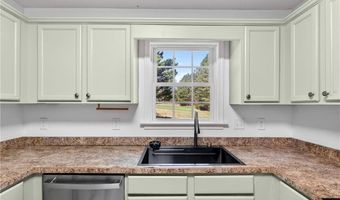 3971 Meadow Ridge Ct, Asheboro, NC 27205