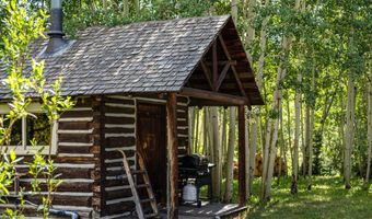 76 Barber Lake Rd, Centennial, WY 82055