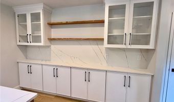 280 W Reach Dr, Jamestown, RI 02835