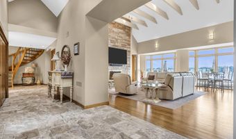 99 Holly Ln, Bayville, NJ 08721