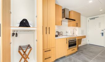 1390 Kapiolani Blvd 3002, Honolulu, HI 96814