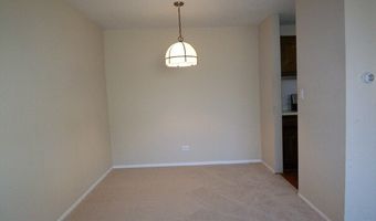1227 S Old Wilke Rd 306, Arlington Heights, IL 60005