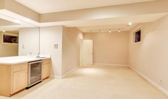 7806 FOX GATE Ct, Bethesda, MD 20817