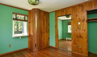 445 County Rd, Becket, MA 01223