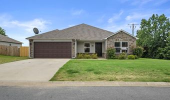 101 Sunland Dr, Beebe, AR 72012