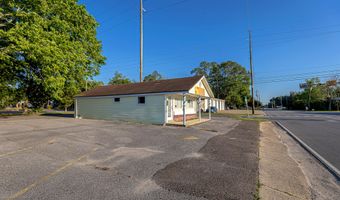 3104 Chicot Rd, Pascagoula, MS 39581