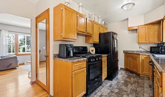 3045 Hales Mill Rd, Asbury, IA 52002