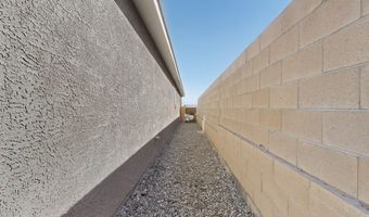 1702 Adelaide Ln, Belen, NM 87002