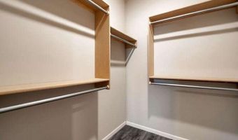 1315 N Azena St, Andover, KS 67002