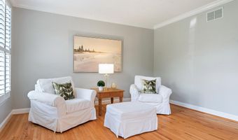 22 POTTERS Ln, Annapolis, MD 21403