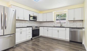 4412 Alhambra Dr, Anderson, IN 46013