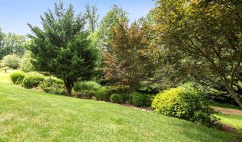 12401 CHASEMOUNT Ct, Bowie, MD 20720