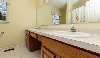 9 BILTMORE Ct, Bear, DE 19701