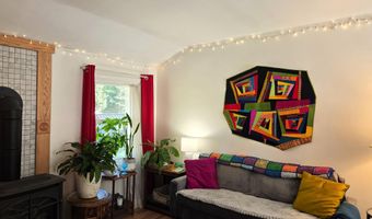 272 Belmont Ave, Belfast, ME 04915