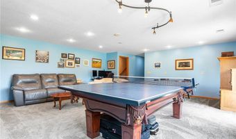 810 Latoka View Ct SW, Alexandria, MN 56308