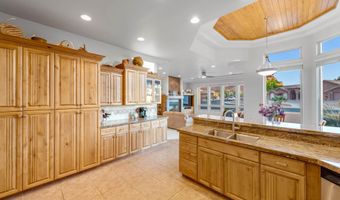 866 E Sand Hollow Dr, Ivins, UT 84738