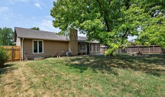 4034 Danbury St, Bel Aire, KS 67220
